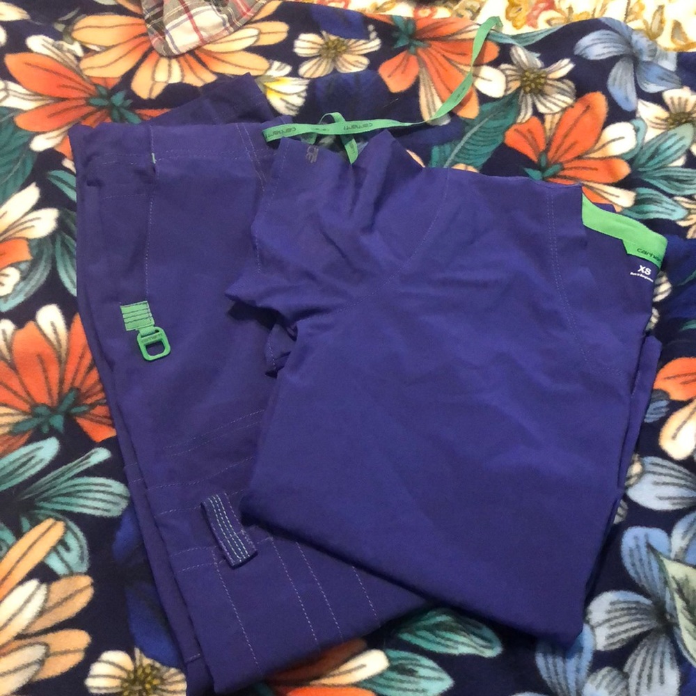 Carhartt scrubs